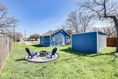 320 S Bowie Dr, Weatherford, TX 76086 - photo 5