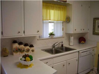 Kitchen-Tile flooring
