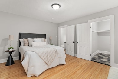 820 Jenifer St, Madison, WI 53703 - photo 6