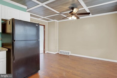 9724 Matzon Rd, Middle River, MD 21220 - photo 5