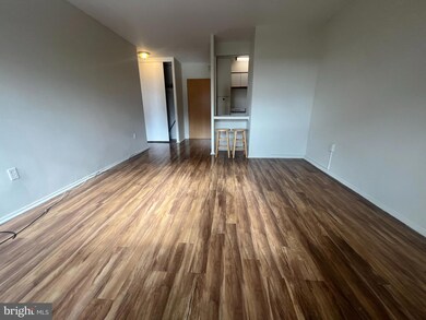 2101 17 Chestnut St unit 810, Philadelphia, PA 19103 - photo 5
