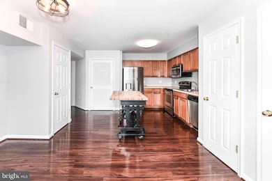 2912 17th St S unit 302, Arlington, VA 22204 - photo 4