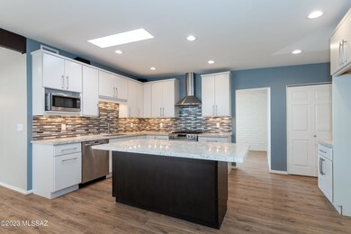 Eat-In Kitchen Island