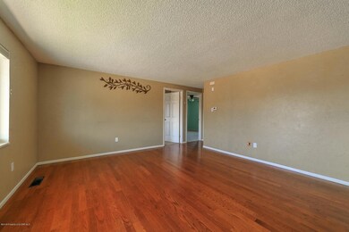 1213-Camina-Hermosa-12