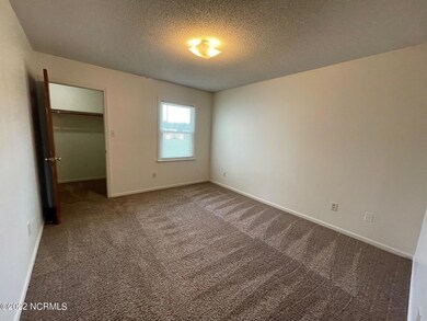 1820 Burgaw Hwy, Jacksonville, NC 28540 - photo 5