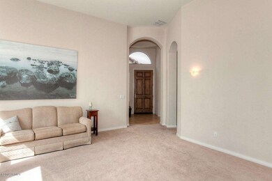 Formal Living Room_Entry