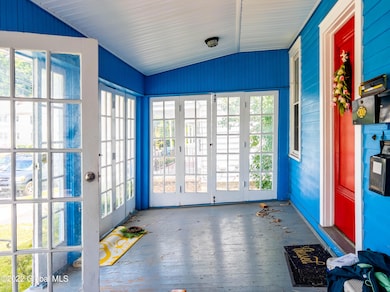 262 Morris St, Albany, NY 12208 - photo 4