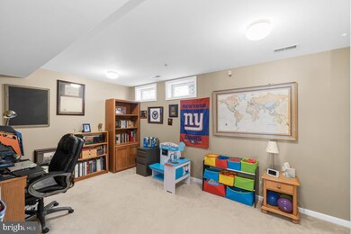 9258 Maxwell Ct, Laurel, MD 20723 - photo 7