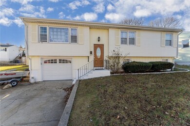 4 Flanders St, Johnston, RI 02919 - photo 3