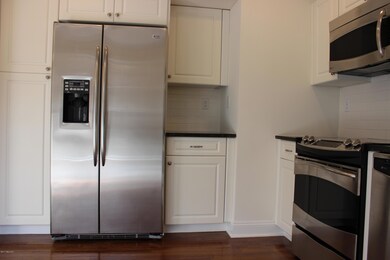 255 Weaver St unit 8E, Greenwich, CT 06831 - photo 4