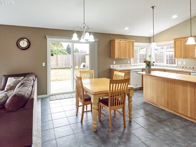 588 West Ln, Molalla, OR 97038 - photo 7