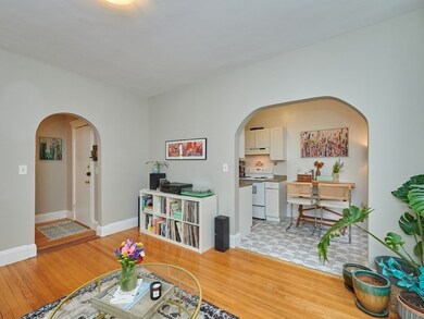 2 Sutherland Rd unit 2, Brighton, MA 02135 - photo 3