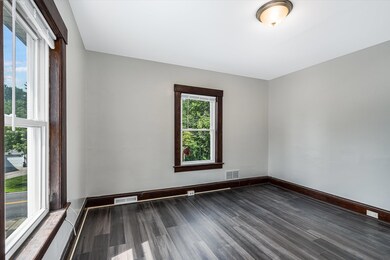 233 Baker St, Keene, NH 03431 - photo 5