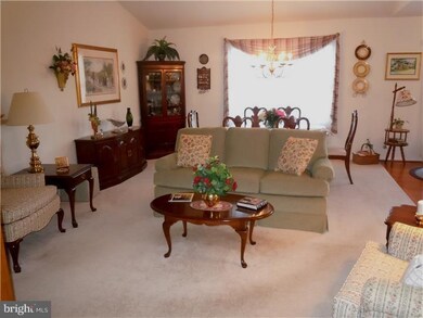 106 Presidential Dr, Royersford, PA 19468 - photo 5