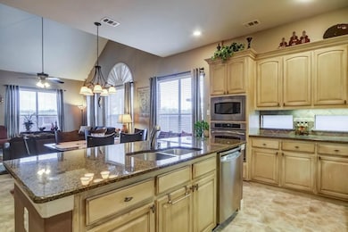 2005 Loma Alta Dr, Irving, TX 75063 - photo 7