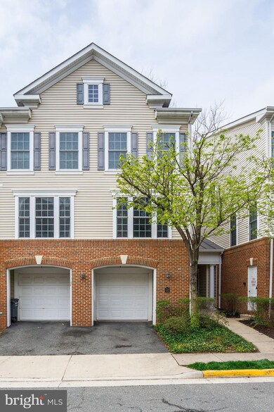 7136 Huntley Creek Place unit 70B, Alexandria, VA 22306 - photo 2