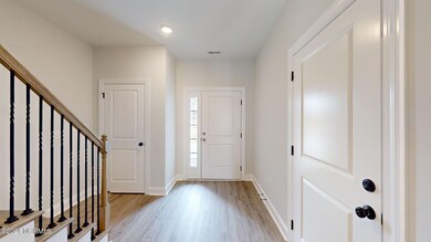10-web-or-mls-2500-Shoreham-Way-UNIT-B-G
