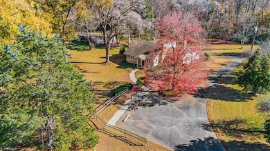 538 Plainfield Rd, Greensboro, NC 27455 - photo 2