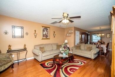 3079 Maple Leaf Dr (4 of 28)