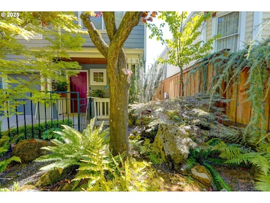 502 NE Knott St, Portland, OR 97212 - photo 4