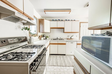 Kitchen (7)