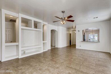 7-753732317-09 Living Room