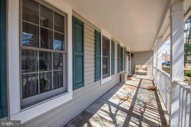 20632 Anndyke Way, Germantown, MD 20874 - photo 3