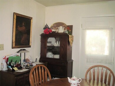 Dining Room/Kitchen