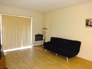 120 Devon Loop unit 4, Staten Island, NY 10314 - photo 6