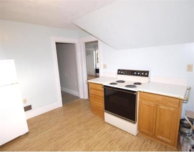 183 Chace Hill Rd unit B, Lancaster, MA 01523 - photo 2