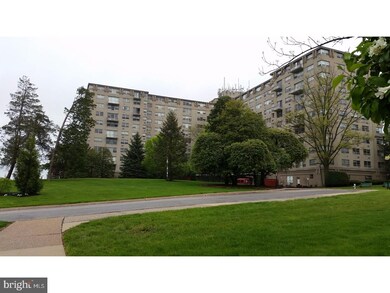 Radnor House unit 214, Bryn Mawr, PA 19010 - photo 2