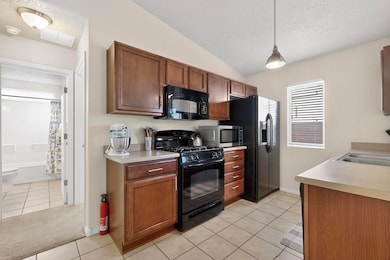 9139 Rio Galisteo Place NW, Albuquerque, NM 87114 - photo 6