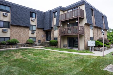 4162 Post Rd unit 12, East Greenwich, RI 02818 - photo 2