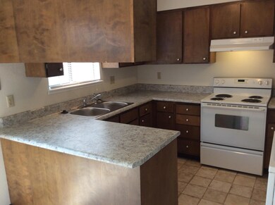 Kitchen 827 NE A
