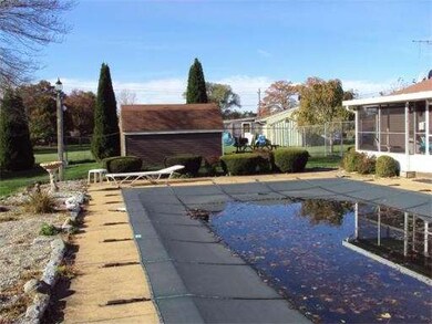 165 Southfield Dr, Brockton, MA 02302 - photo 2