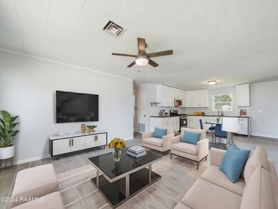 Virtual Staging AI - CAM02218G0-PR0070-S