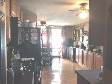 616 Santa fe Ave, Carpentersville, IL 60110 - photo 5