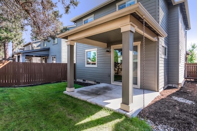 61249 SE Brock Ln, Bend, OR 97702 - photo 4