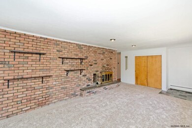 257 Bullock Rd, Slingerlands, NY 12159 - photo 4