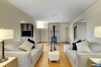 451 Wilfred Terrace, Cliffside Park, NJ 07010 - photo 3