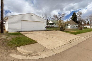 20-web-or-mls-REP-3526-5TH-AVE-N-GF (19)