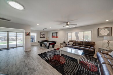 9046 N 28th St-6