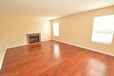 2505 Joust Dr, Greenwood, IN 46143 - photo 5