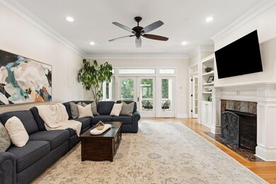 2077AshburtonWay-KeenEyeMarketing-007