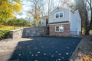 20 Fairview Ave, Southbridge, MA 01550 - photo 3