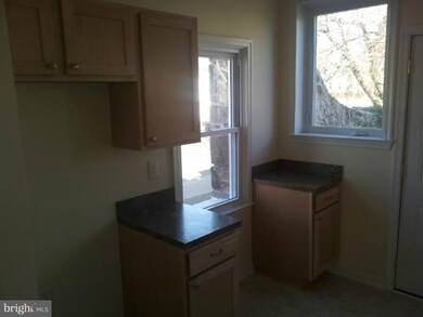 5457 Jonquil Ave unit 1, Baltimore, MD 21215 - photo 4