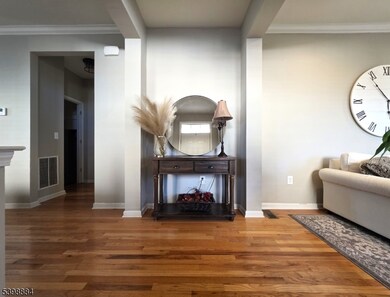 9 Shadowlawn Dr, Somerset, NJ 08873 - photo 7