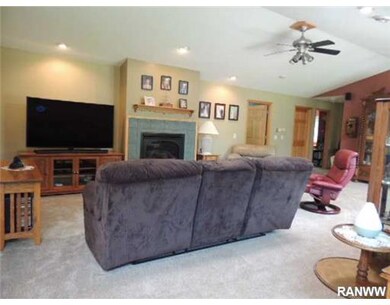 1321 4th Ave N, Menomonie, WI 54751 - photo 6