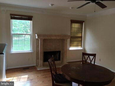 1046 Fallbrook Ln, Pottstown, PA 19464 - photo 6