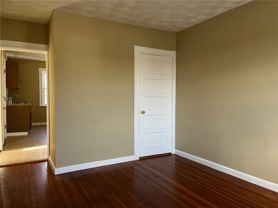 5 Ryan Ave unit 3, Bristol, RI 02809 - photo 7